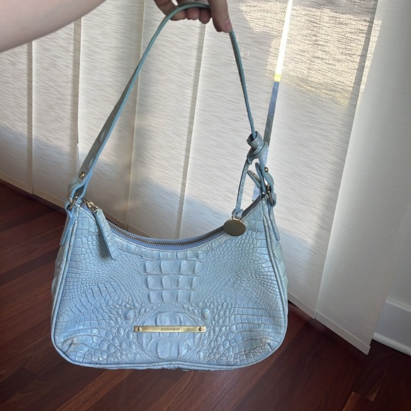BRAHMIN light blue crocodile embossed leather shoulder bag - Picture 9 of 9